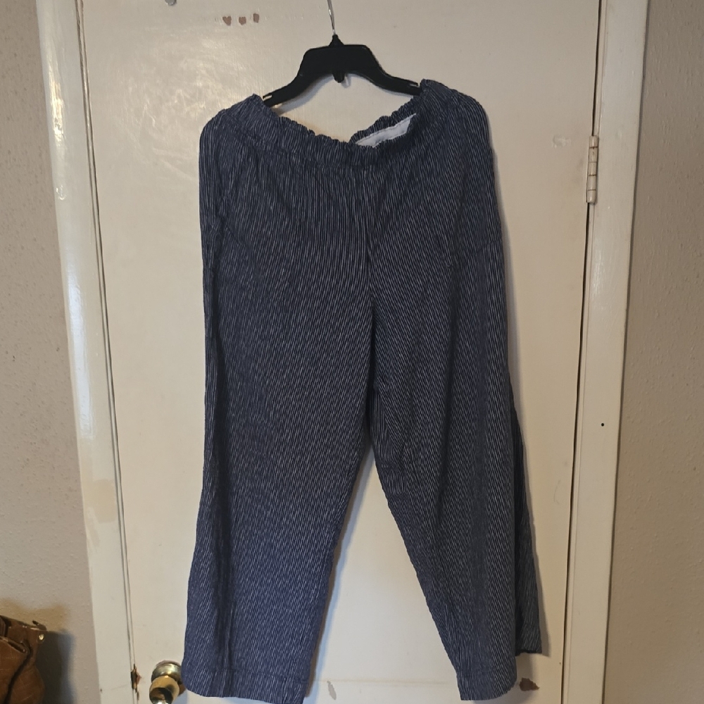 Time and Tru Navy Striped Wide Leg Pants